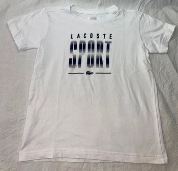 tshirt Lacoste 6 ans légères traces