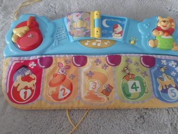 Tap tap piano winnie l'ourson