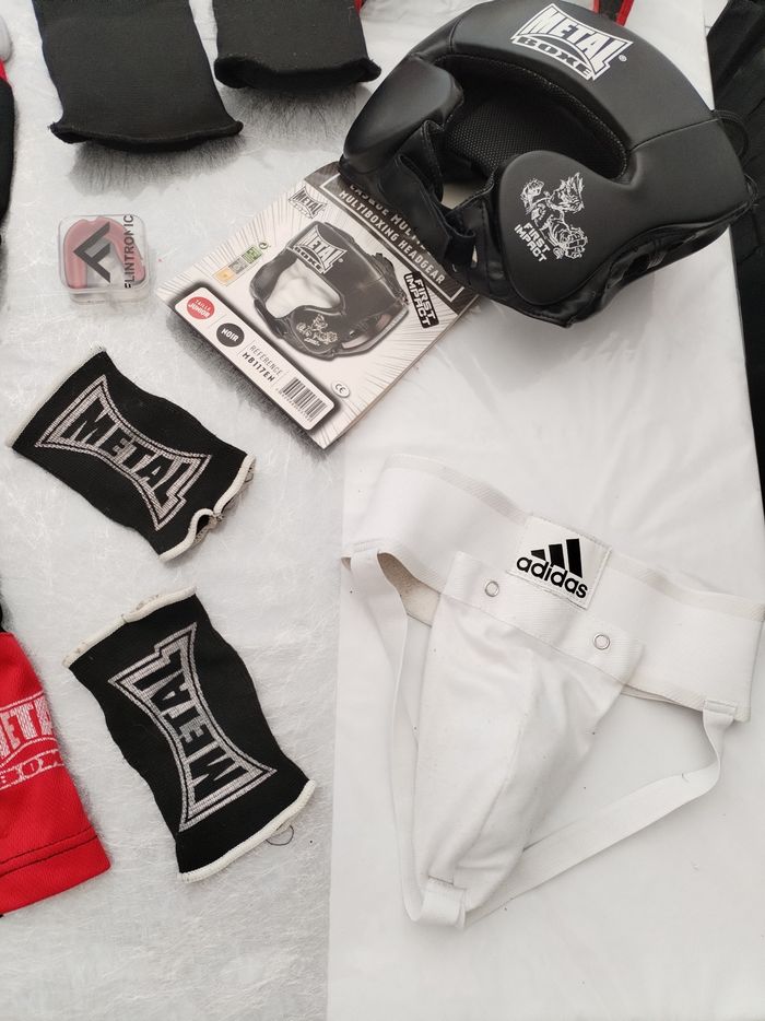 Tenue équipement de boxe - photo numéro 10