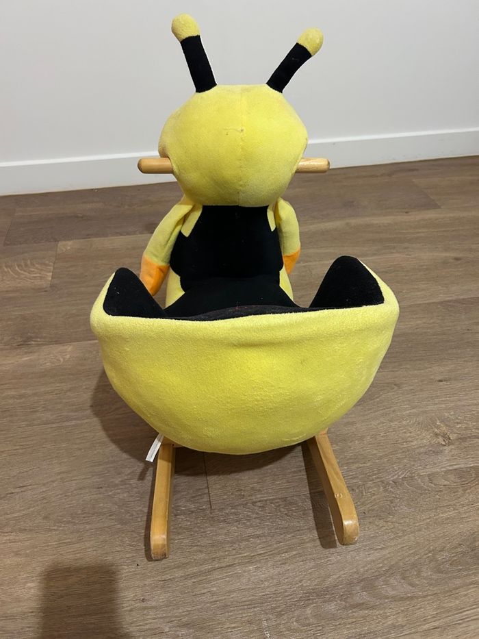 Abeille à bascule - photo numéro 3