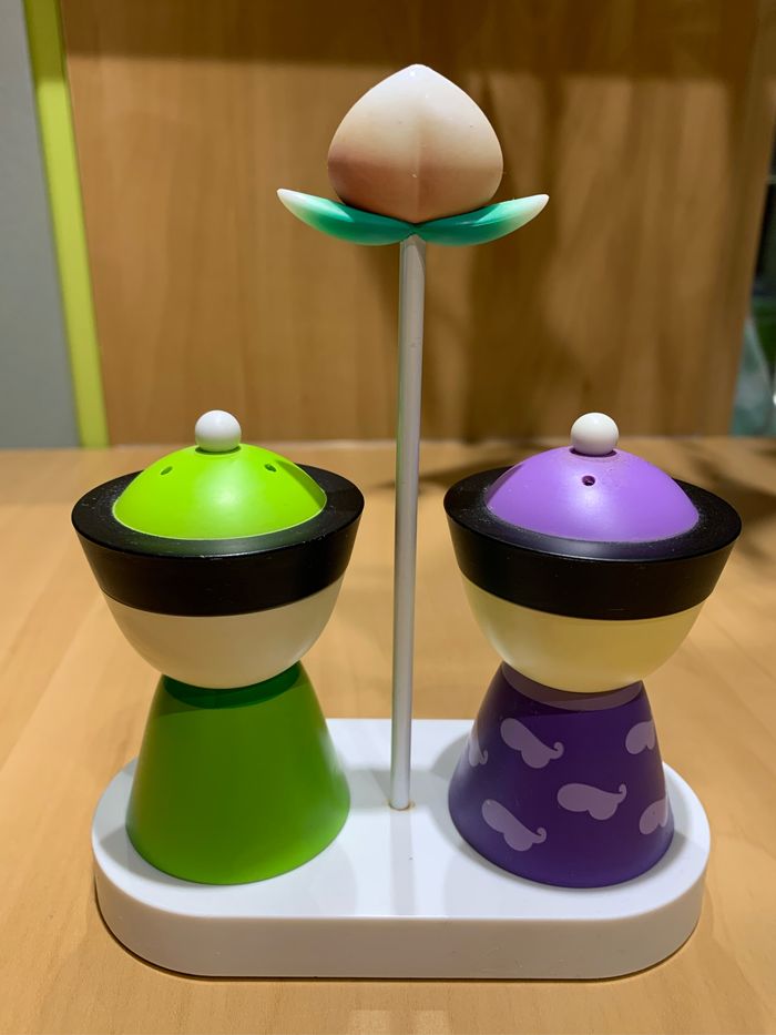Salière et poivrière Alessi - photo numéro 2