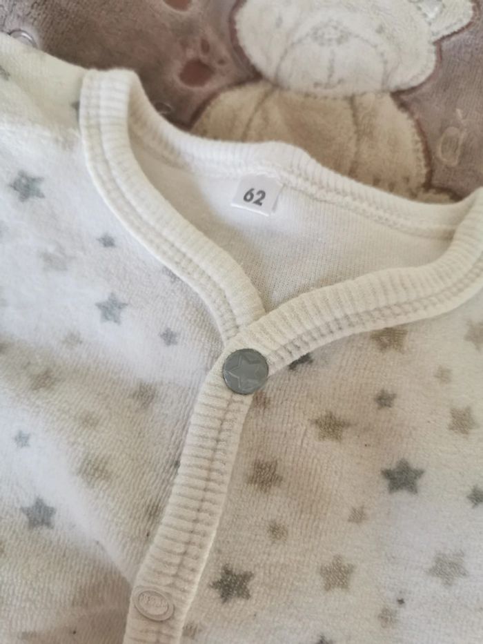 Lot de 4 pyjamas - photo numéro 3