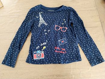 Haut ml fille 6ans en très bon état