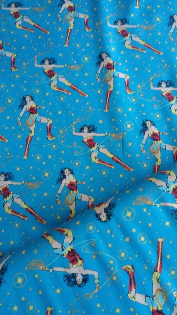 Tissus licence wonder woman