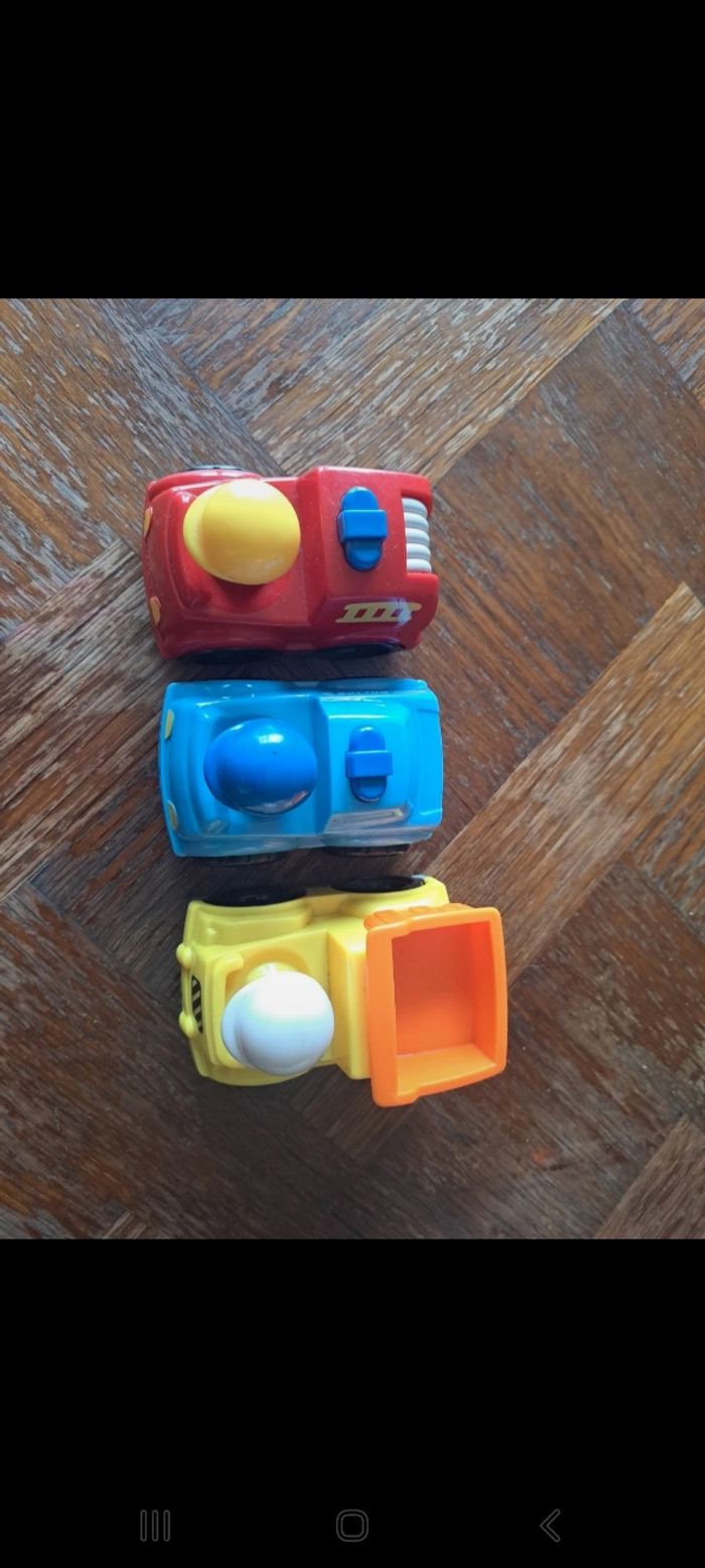 Lot de petites voitures - photo numéro 2