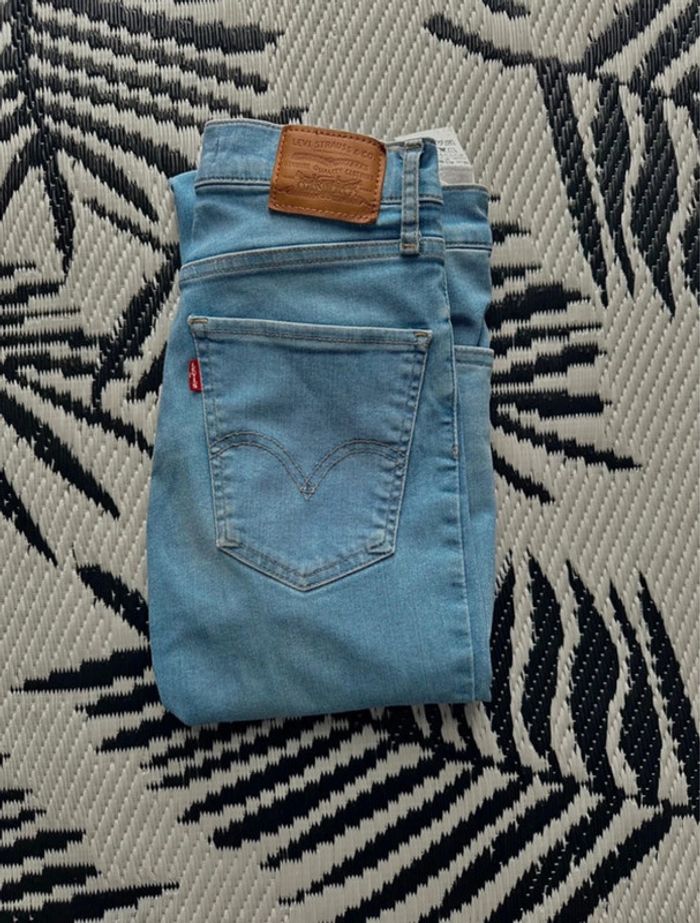 Jean Levi’s