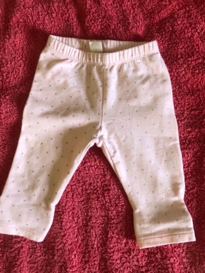 Pantalon type jogging