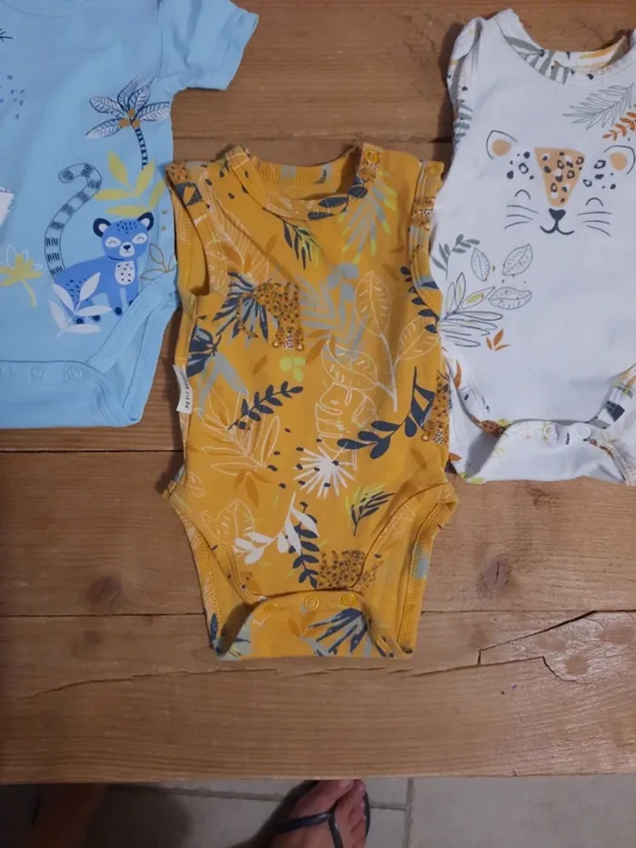 Lot de 4 bodies Petit Béguin - photo numéro 4