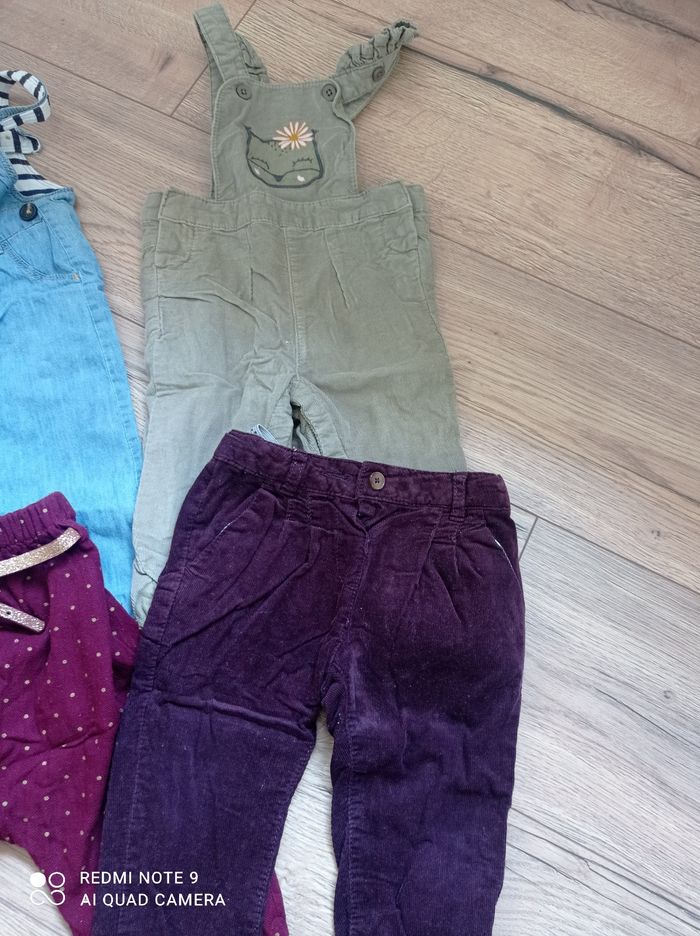 Lot pantalons et salopettes - photo numéro 3
