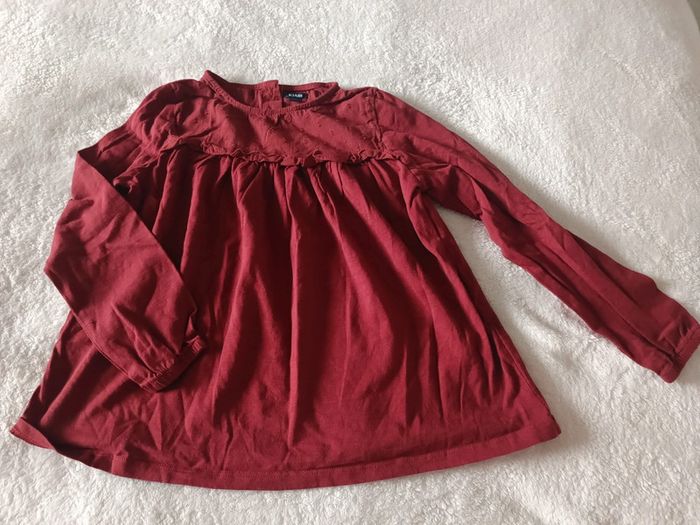 Blouse neuve 8 ans