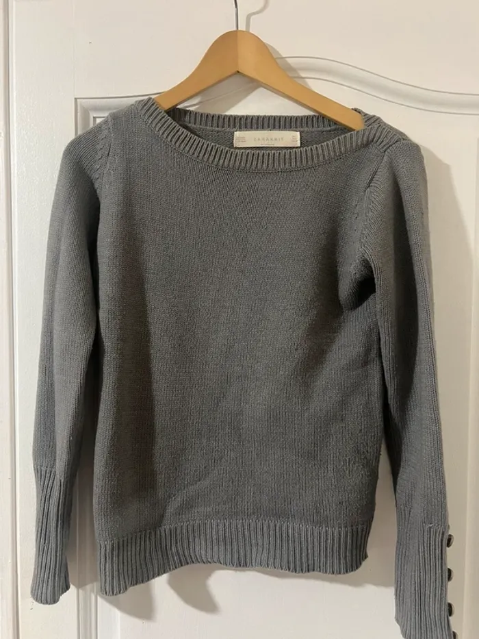 Pull Zara taille en bon état - photo numéro 2