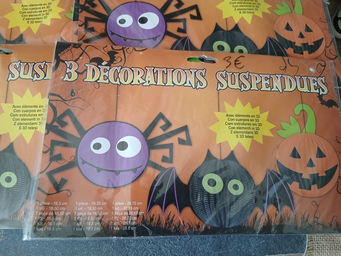 Lot de 23 paquets de 3 décorations 3D halloween - photo numéro 2