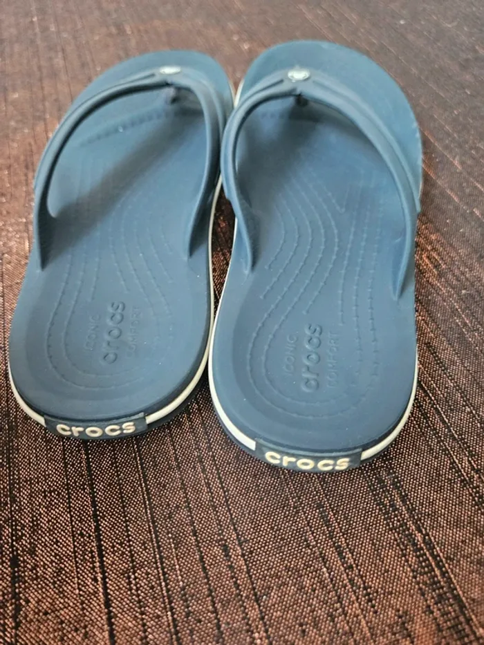 Tongs Crocs - photo numéro 4