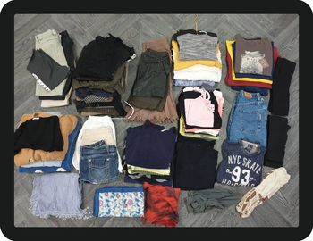 Lot de 57 vêtements