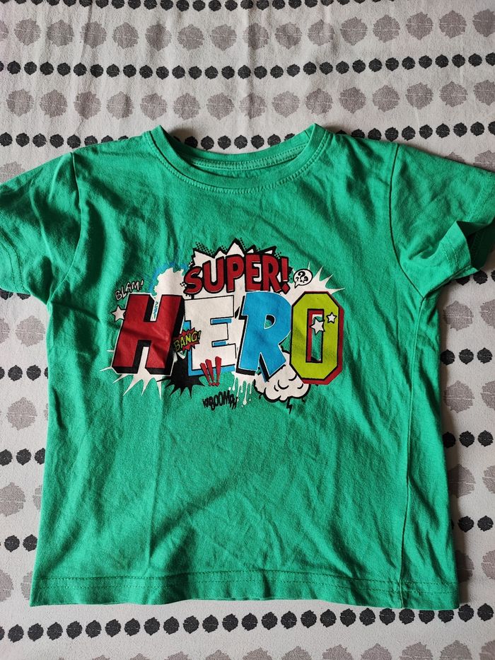 Lot de 7 vêtements enfants avec motif - photo numéro 2