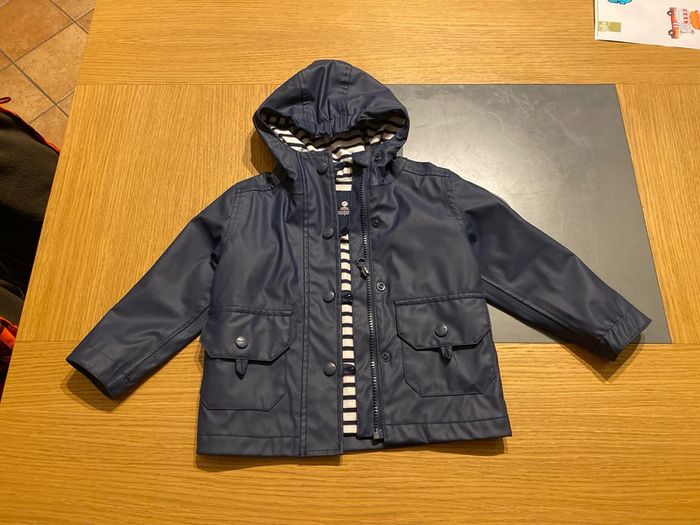 Manteau imperméable de pluie taille 2 ans