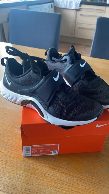 Nike basket renew in season