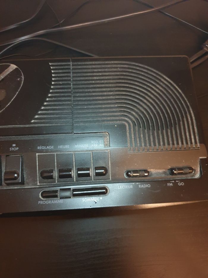 Radio réveil à cassette vintage - photo numéro 8