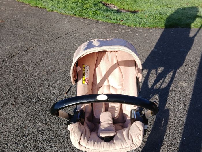 Poussette doona et base isofix - photo numéro 6