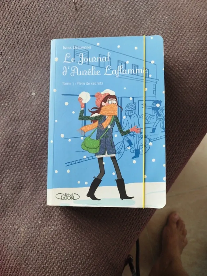 Livrée le journal d' aurélie Laflamme tome 7 : plein de secrets