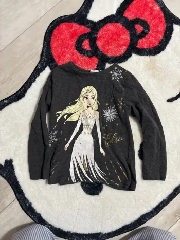 T shirt manche longue gris foncé Disney reine des neiges 4 ans
