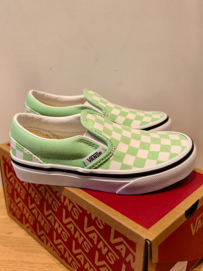 Vans modèle iconique damier vert et blanc - photo numéro 2