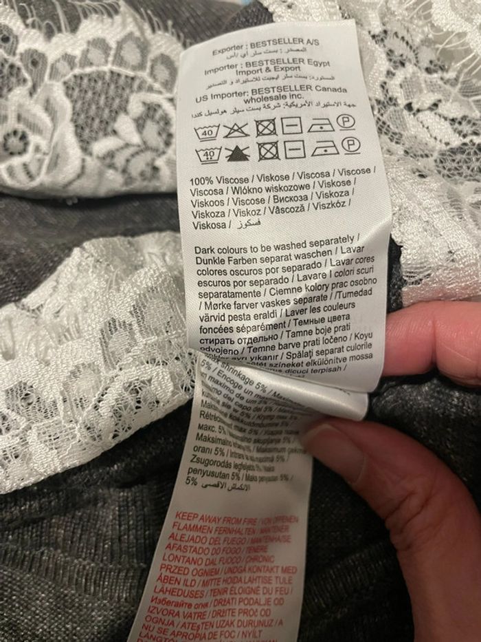 Pull gris à manches longues col rond dentelle blanc en bas neuf only taille L - photo numéro 9