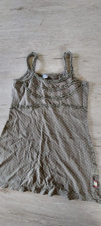 Robe courte kaki à bretelles, taille 5/6 ans, peu mise
