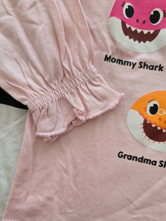 T-shirt baby shark 2ans - photo numéro 3
