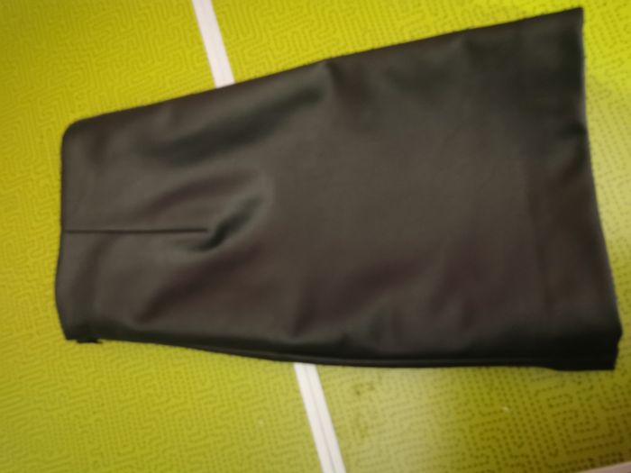 Jupe courte (un peu au dessus du genou 41 cm) noire - photo numéro 8