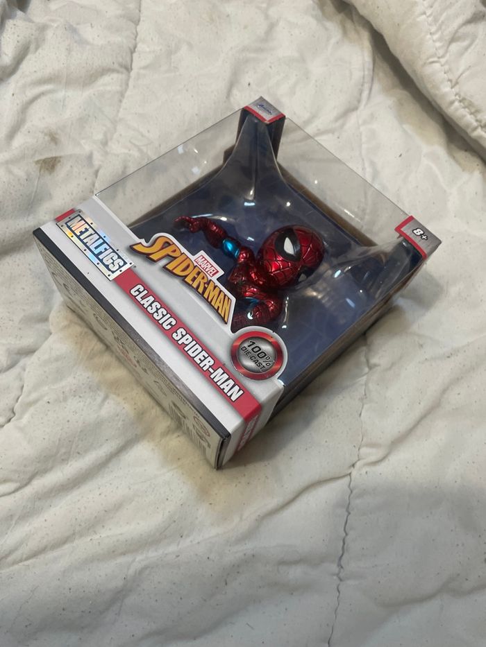 Figurine Spiderman - photo numéro 2