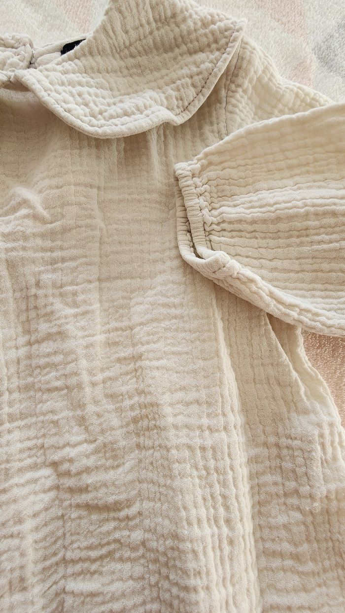 Lot 2 blouses Kiabi 24 mois - photo numéro 7