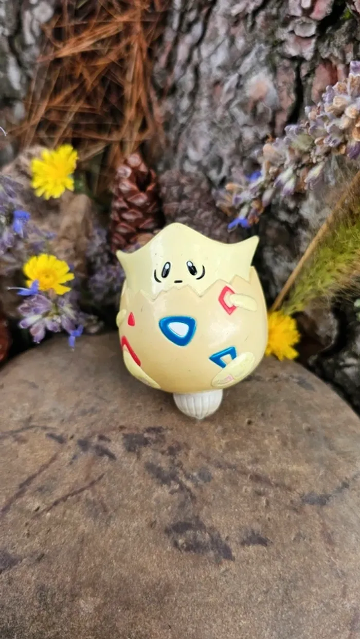 Super figurine Pokemon Nintendo toupie togepi
