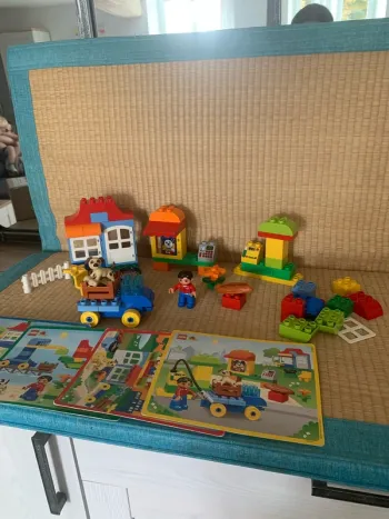 Apprendre à construire avec lego duplo 4631