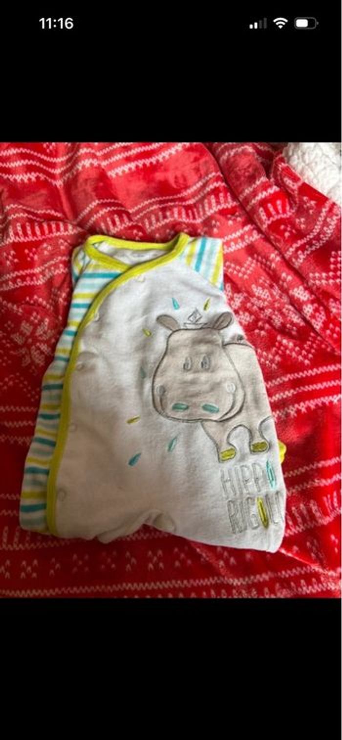 Lot pyjama 1 mois - photo numéro 2