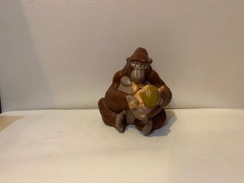 Figurine rare maman tarzan et bébé tarzan 