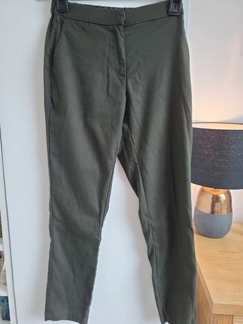 Pantalon tailleur kaki
