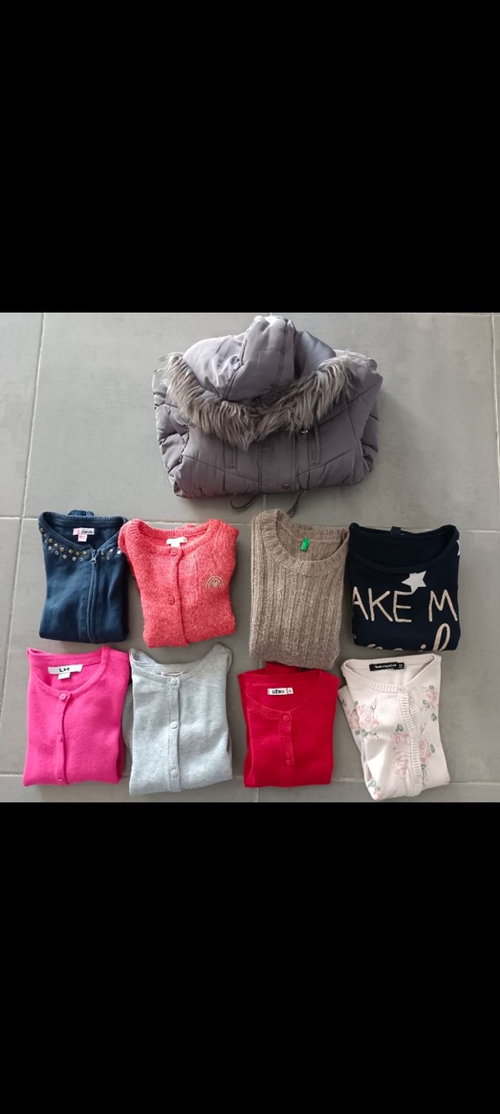 Lot de gilets, veste, sweat pour fille en 6 ans
