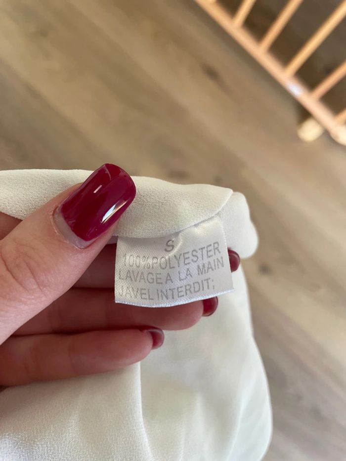 Débardeur blanc détail broderie sur le dos - photo numéro 5