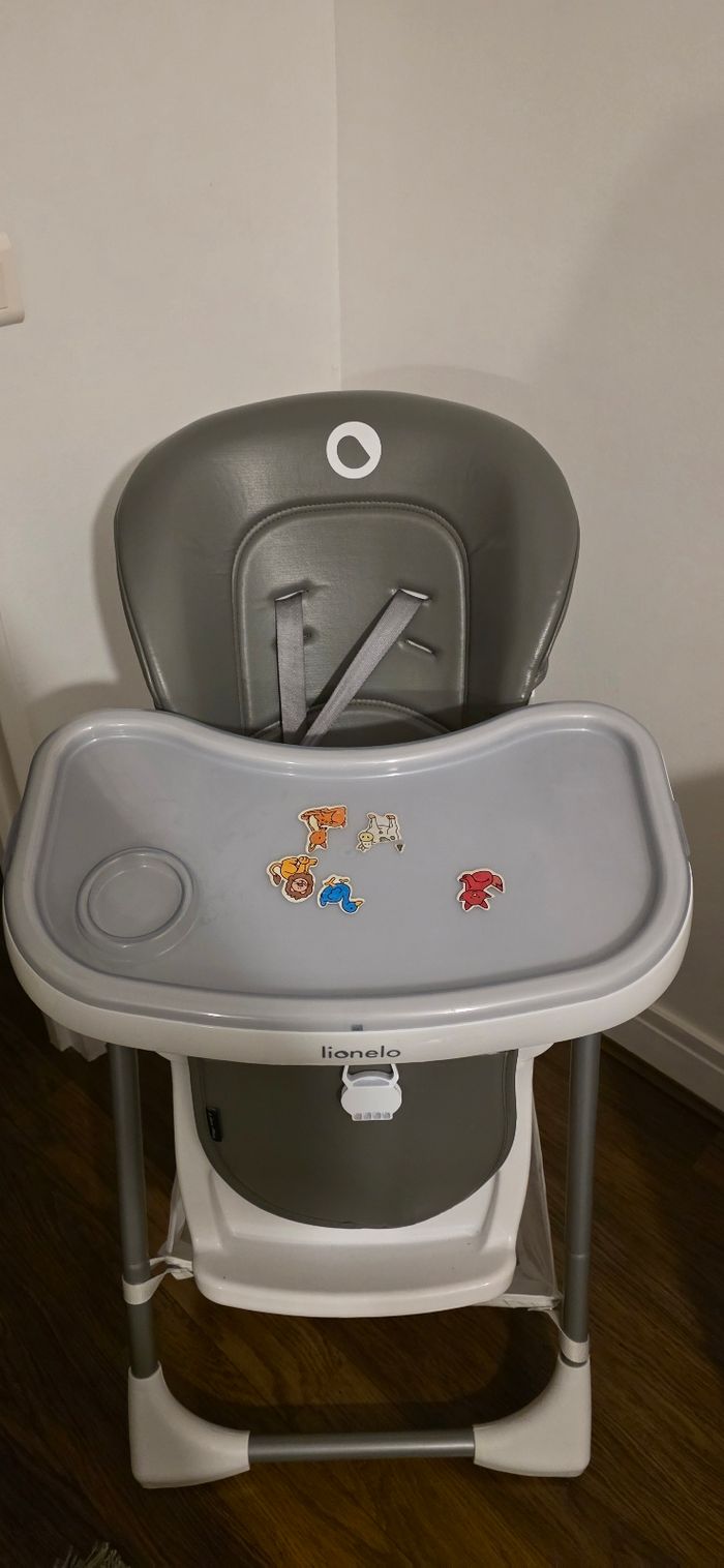 Chaise reglable bébé (quasi neuve) - photo numéro 4