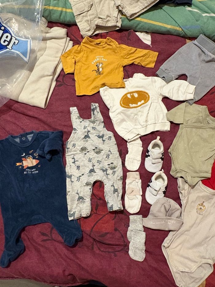 Lot de vêtements bébé garçons - photo numéro 4