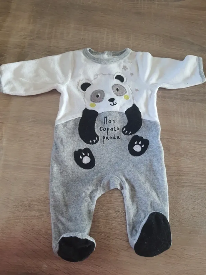 Pyjama grenouillère panda taille 1 mois