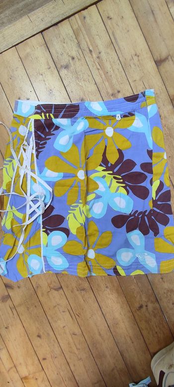 Jupe fleurie Roxy Quiksilver taille 4