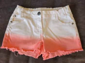 Short blanc et rose tye and dye