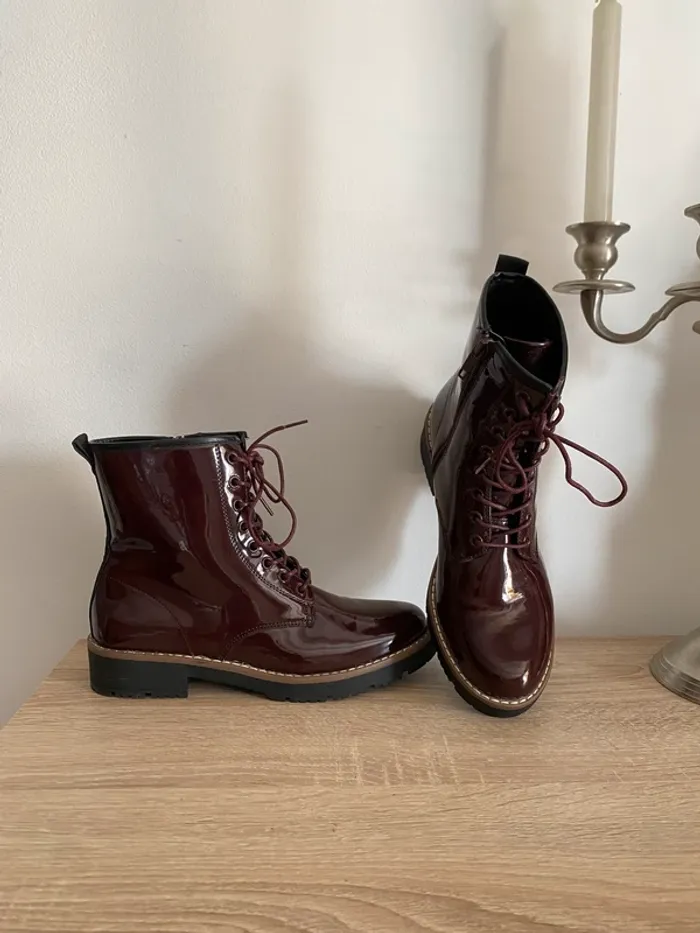 Bottines vernies bordeaux