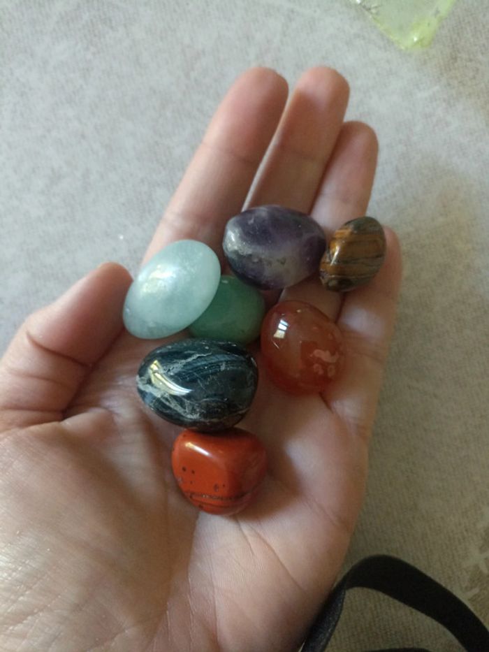 Lot pierres naturelles 7 chakras pierre roulée