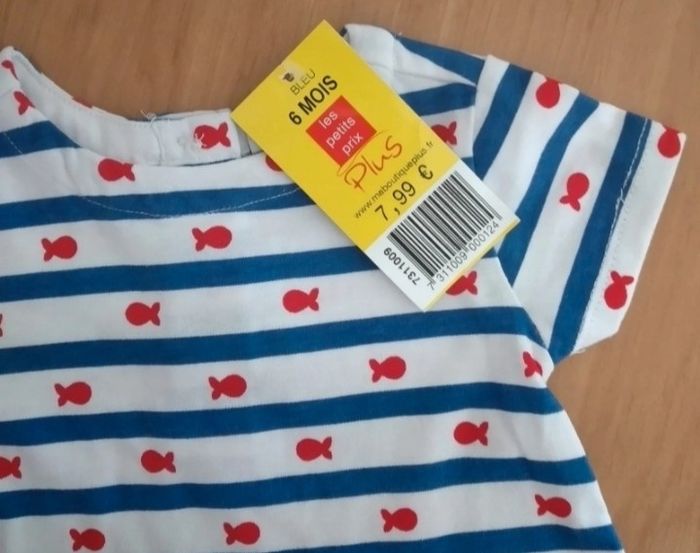 Robe manches courtes Neuve avec étiquette 6 mois fille - photo numéro 2