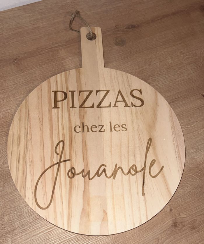 Planche à pizza personnalisée gravée - photo numéro 2