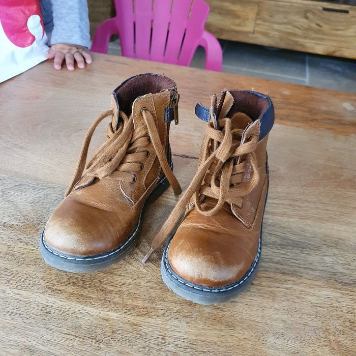 Chaussures garçon t25 - photo numéro 2