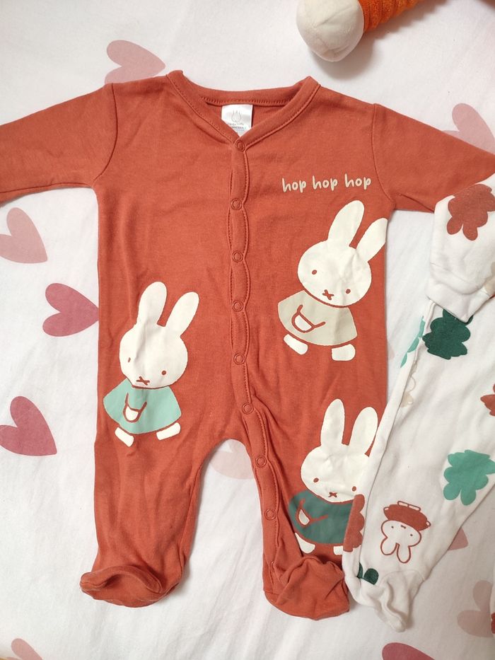 Lot de 2 pyjamas - Bébé mixte - 50 cm - Très bon état - Miffy - photo numéro 2